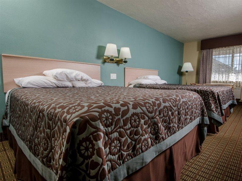 Days Inn By Wyndham Portland Central Kültér fotó