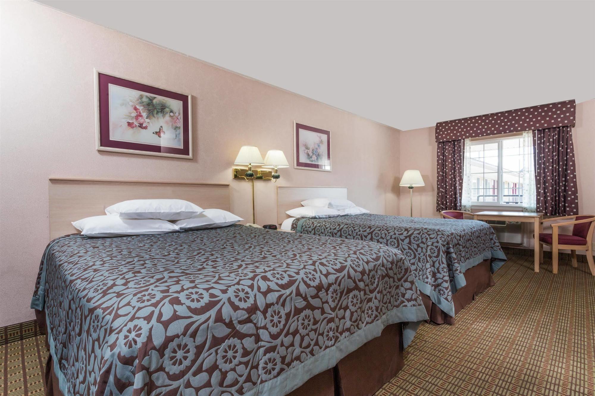 Days Inn By Wyndham Portland Central Kültér fotó