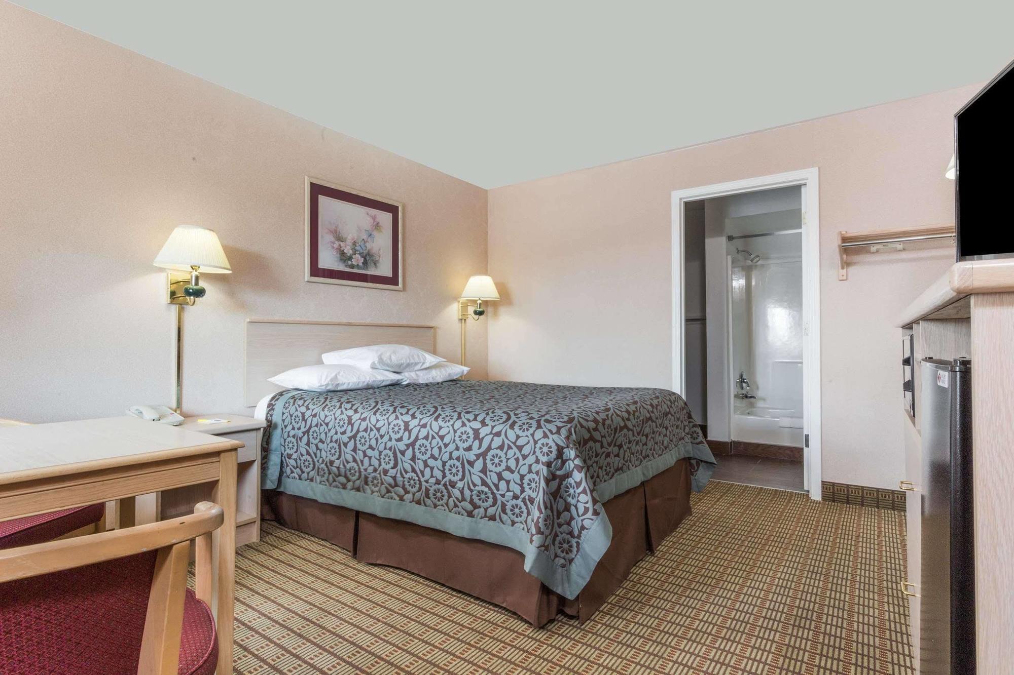 Days Inn By Wyndham Portland Central Kültér fotó