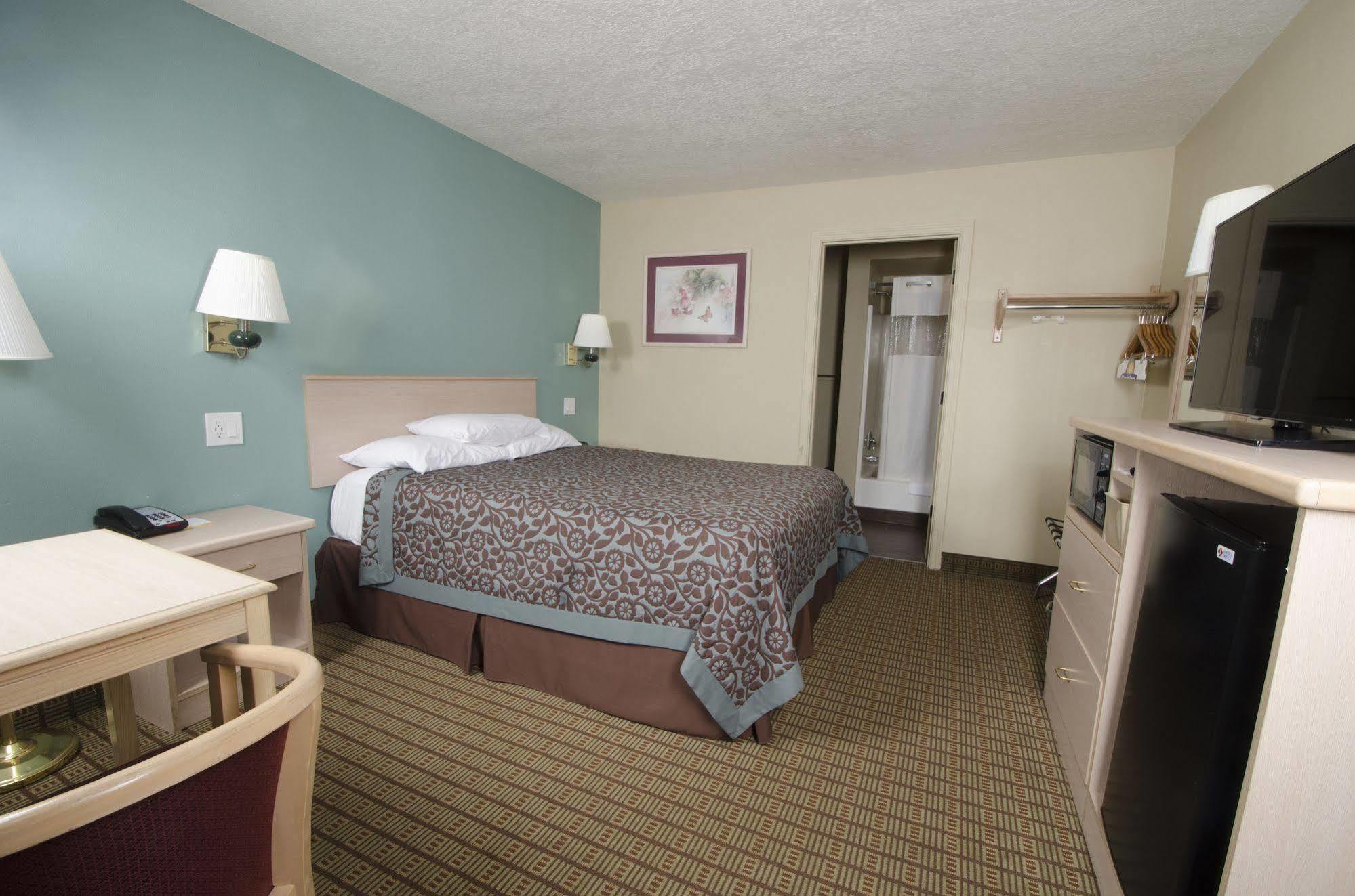 Days Inn By Wyndham Portland Central Kültér fotó